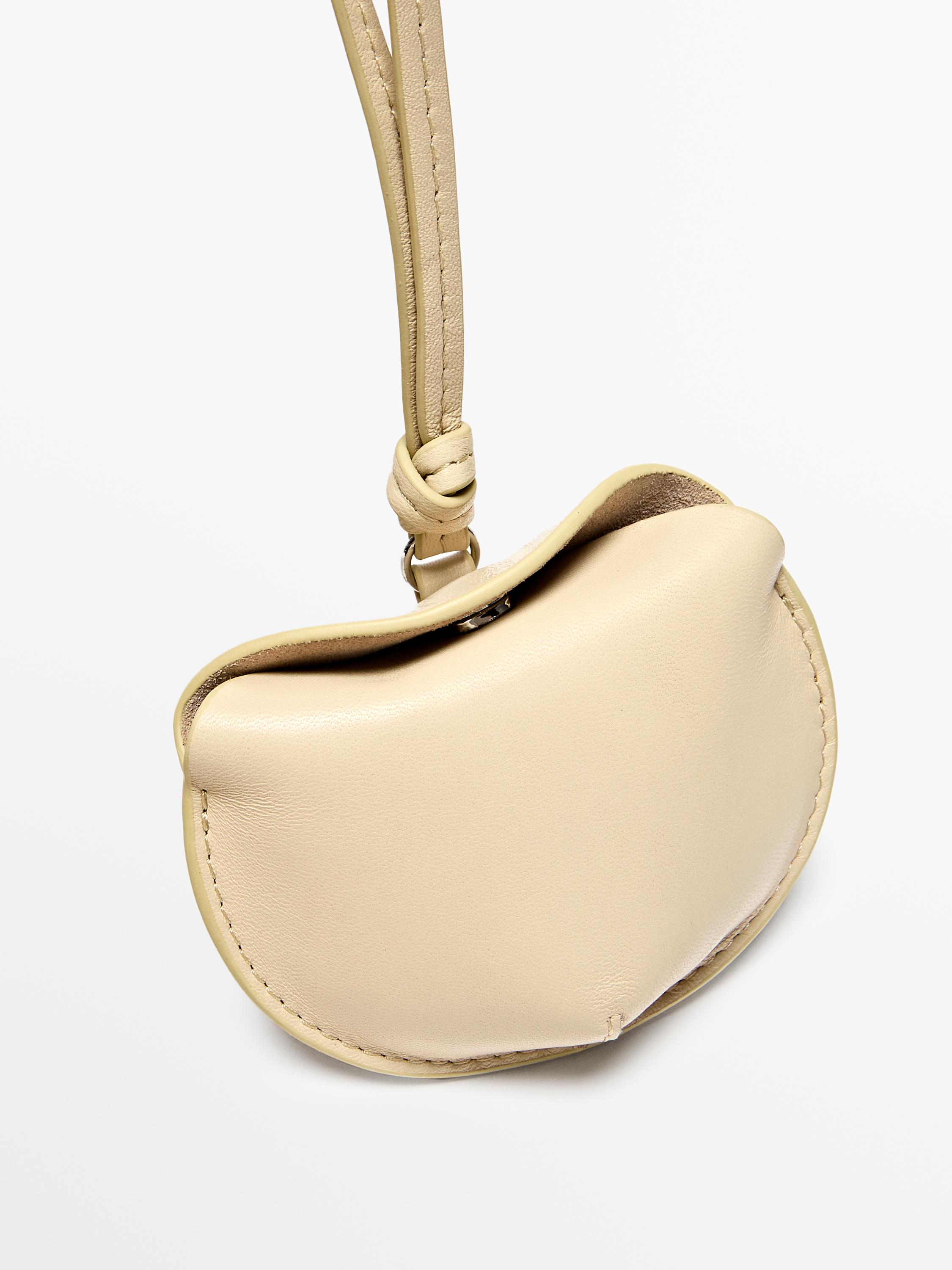 Foldable nappa leather AirPods case